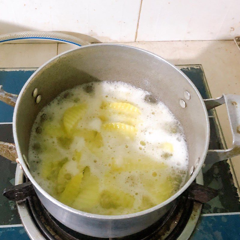 Step 2 Boiling Potatoes Beef Stir-fried with Potatoes