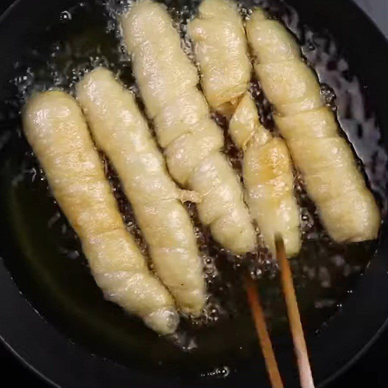 Step 1 Boil and lightly fry the vegan noodles Fried Vegan Noodles with Lemongrass and Chili