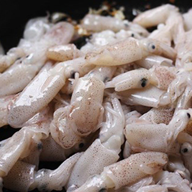 Step 1 Prepare the ingredients Garlic Stir-fried Squid