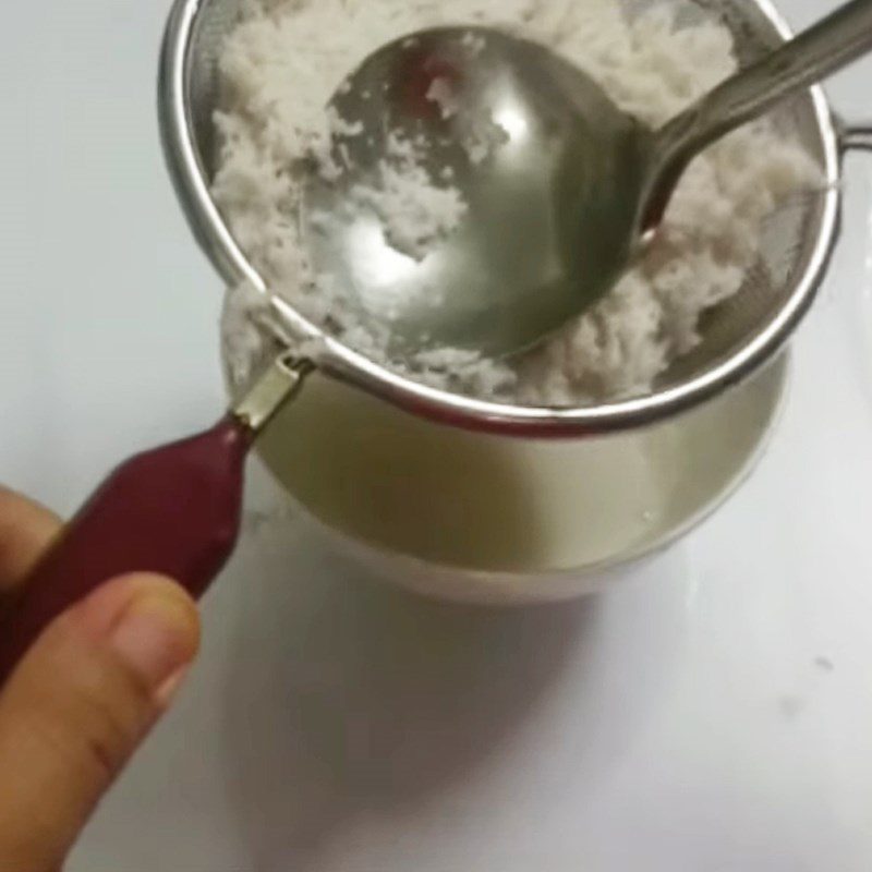 Step 3 Make coconut milk Mooncake with green tea jelly filling