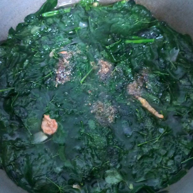 Step 4 Cook the Soup Seafood Crab Soup with Bottle Gourd