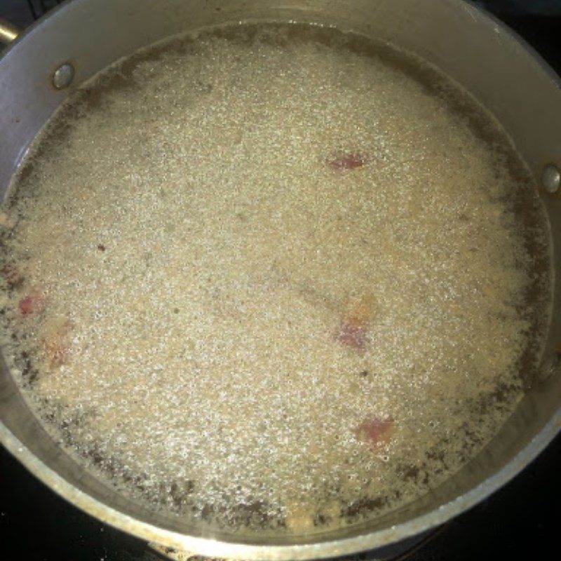 Step 3 Cooking Moringa Leaf Soup with Minced Meat