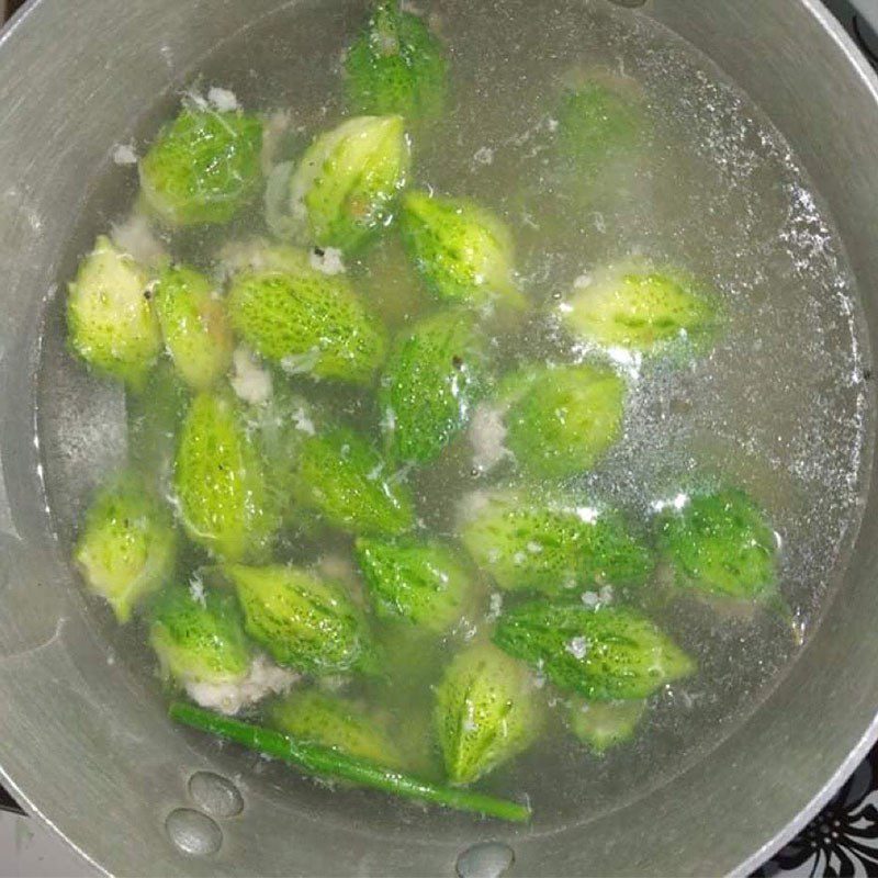 Step 4 Cooking the soup Stuffed wild bitter melon soup