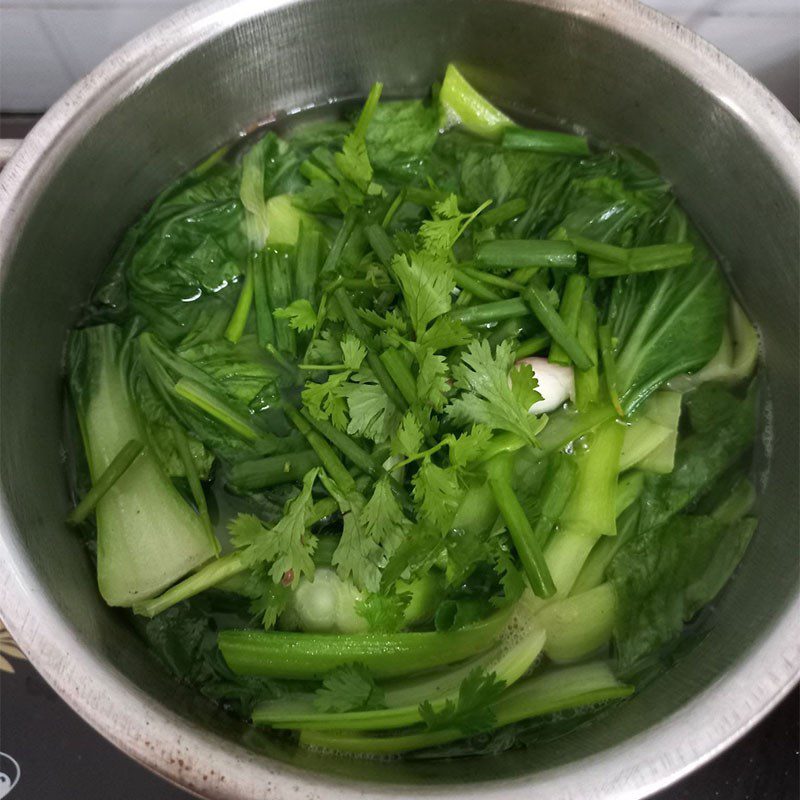 Step 3 Cooking Soup Bok Choy Soup with Dried Shrimp