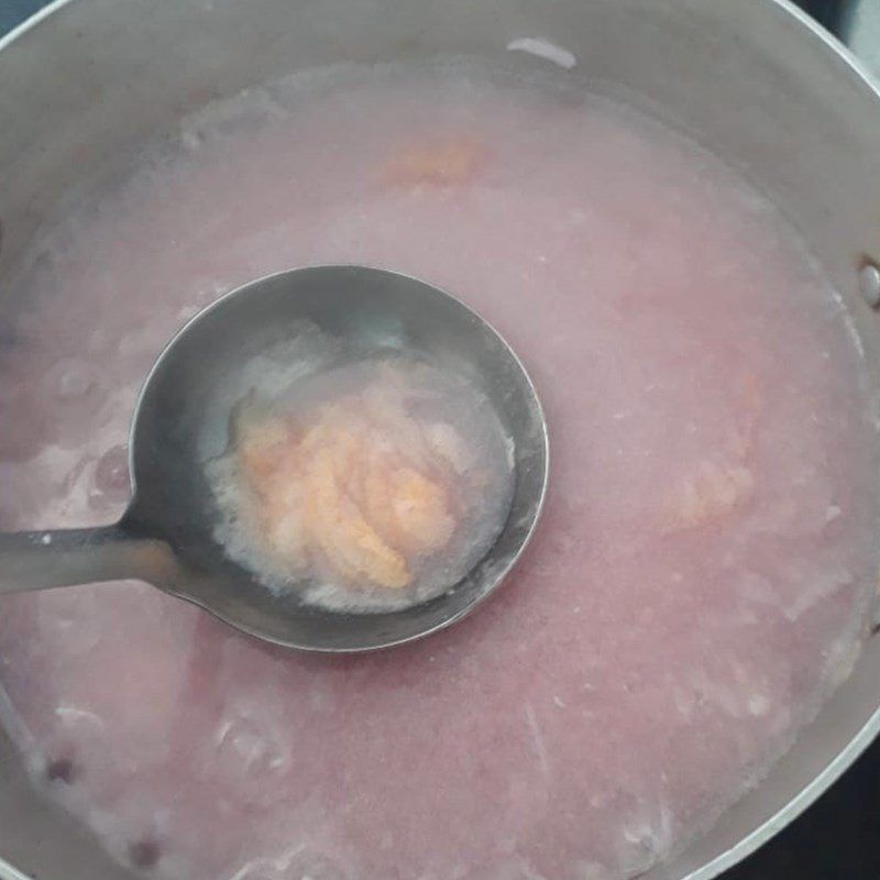 Step 3 Cooking Fresh Shrimp Taro Soup