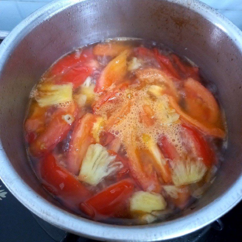 Step 3 Cook the fish soup