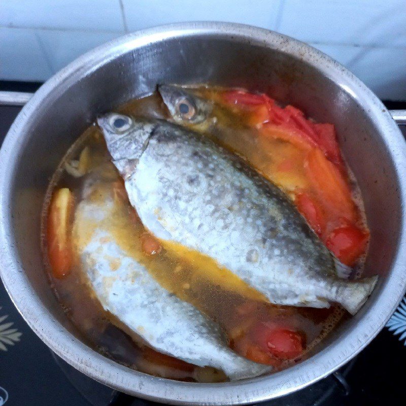 Step 3 Cooking Sour Fish Soup