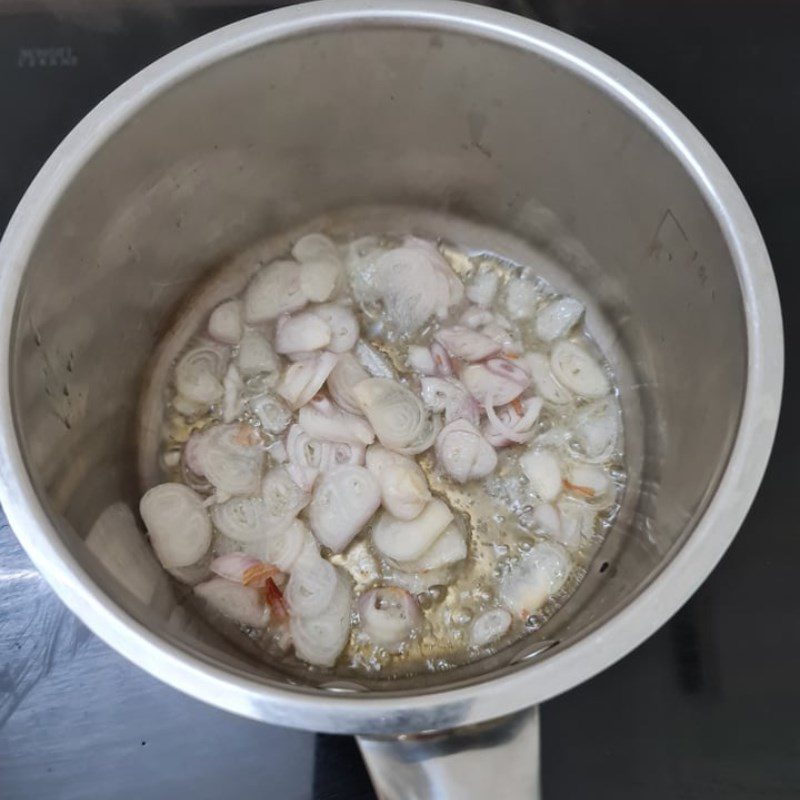 Step 3 Cooking crab soup with sour tamarind