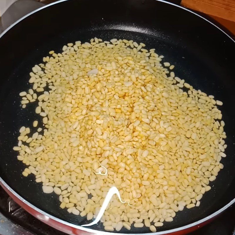 Step 1 Cooking mung beans Coconut Cake