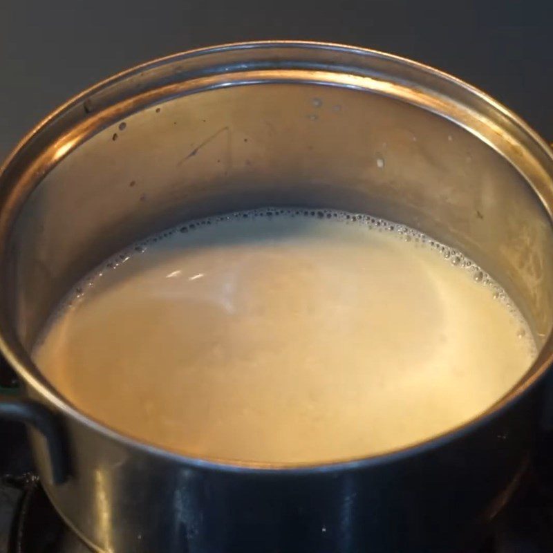 Step 2 Cook the cream mixture for Blueberry Strawberry Panna Cotta