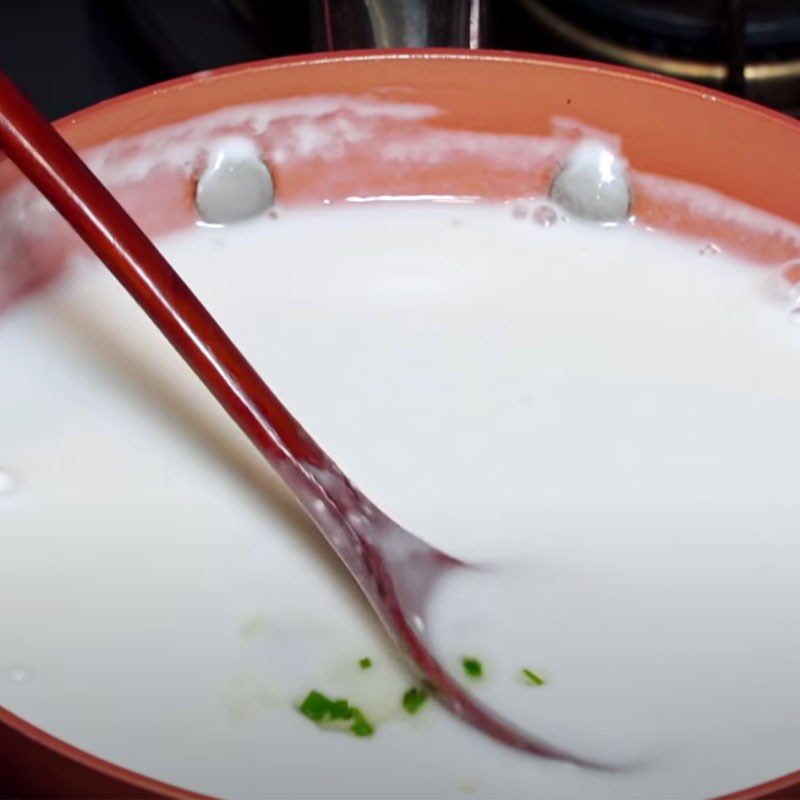 Step 6 Cook the coconut milk for Vegetarian Bánh tằm bì