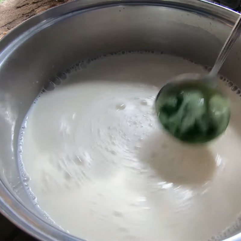 Step 4 Cooking pandan mint soy milk Mint soy milk