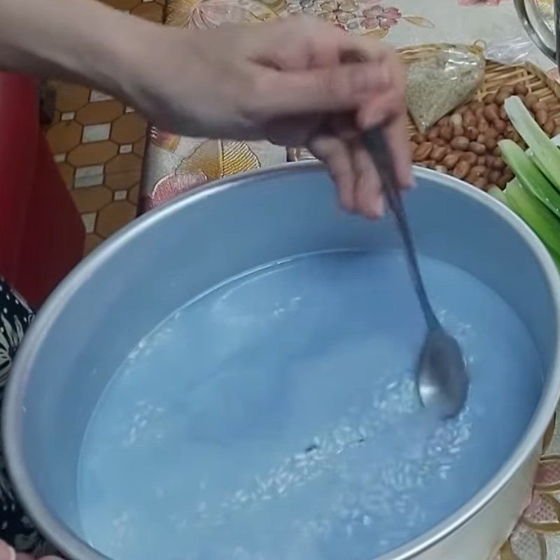 Step 3 Cook the Sticky Rice for Butterfly Pea Flower Sticky Rice with Pandan Leaves using a rice cooker