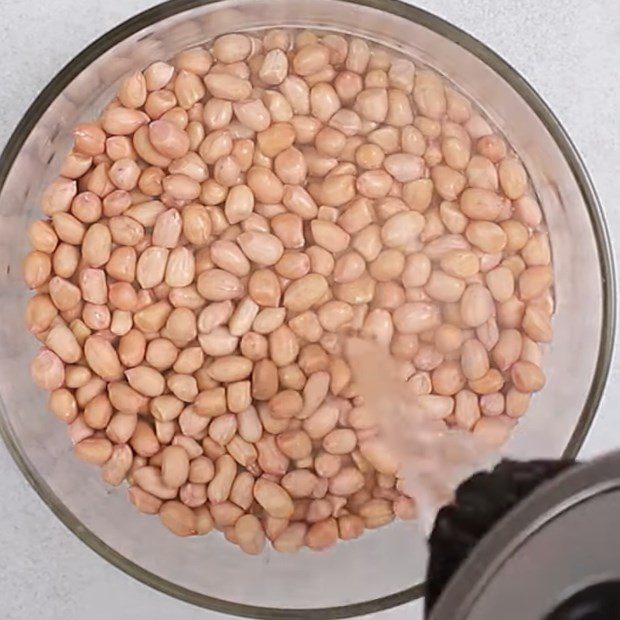 Step 1 Soak peanuts and peel Soaked peanuts