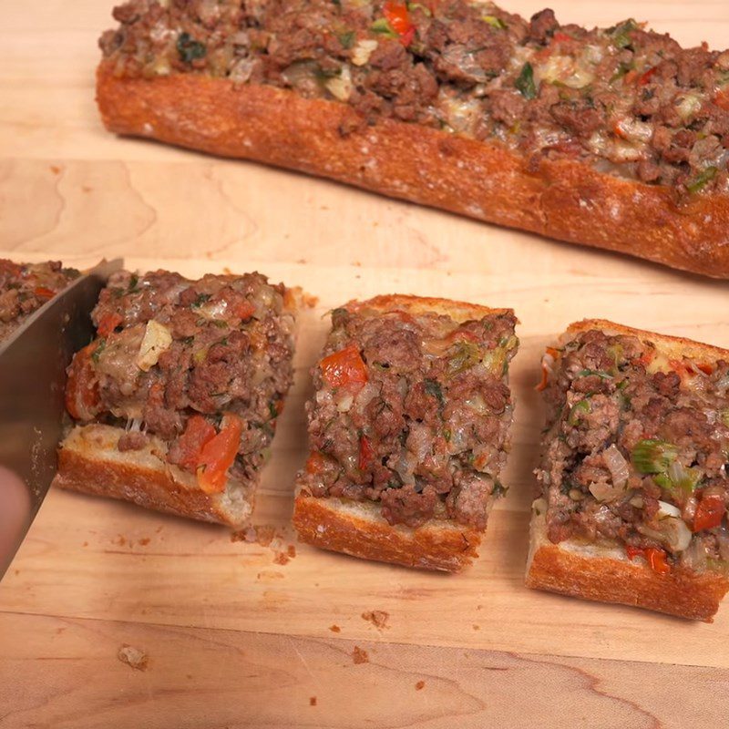 Step 4 Stuff the filling and bake the bread Baguette with minced beef