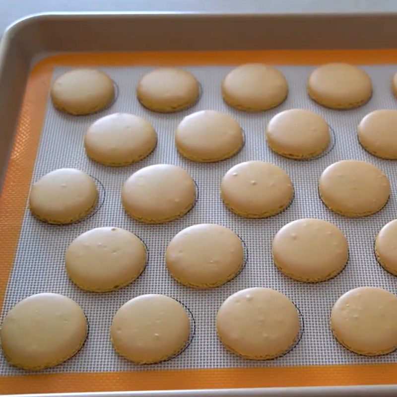 Step 5 Baking the cake Salted egg yolk cake with layers melting