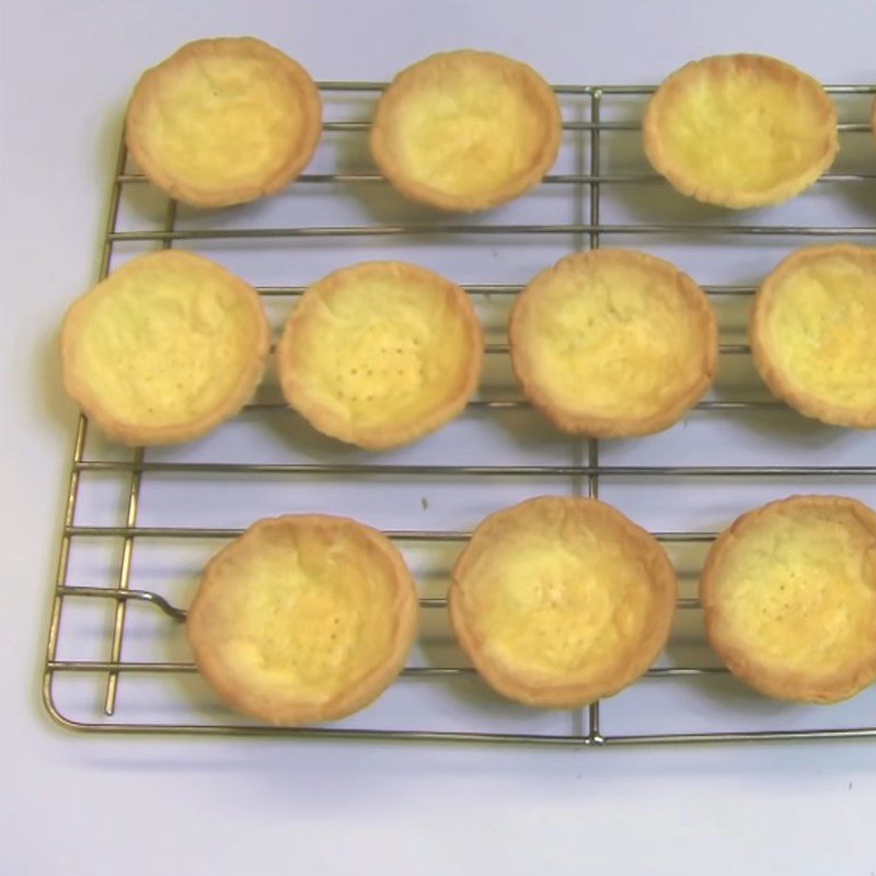 Step 4 Baking the crust Baked cheese tart