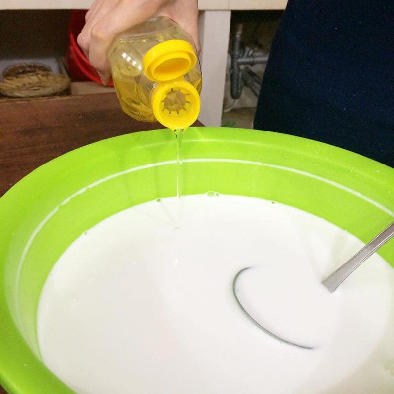 Step 3 Preparing the mixture for rice cake with shrimp filling