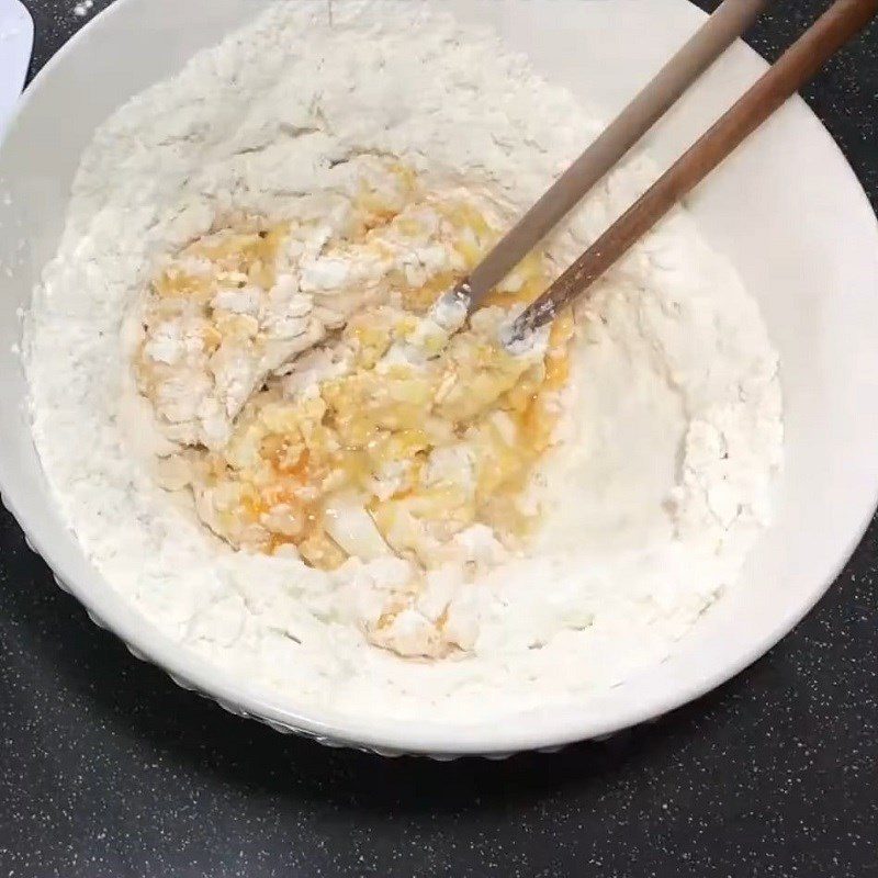 Step 1 Prepare the batter for frying sausages Fried Instant Noodle Sausages