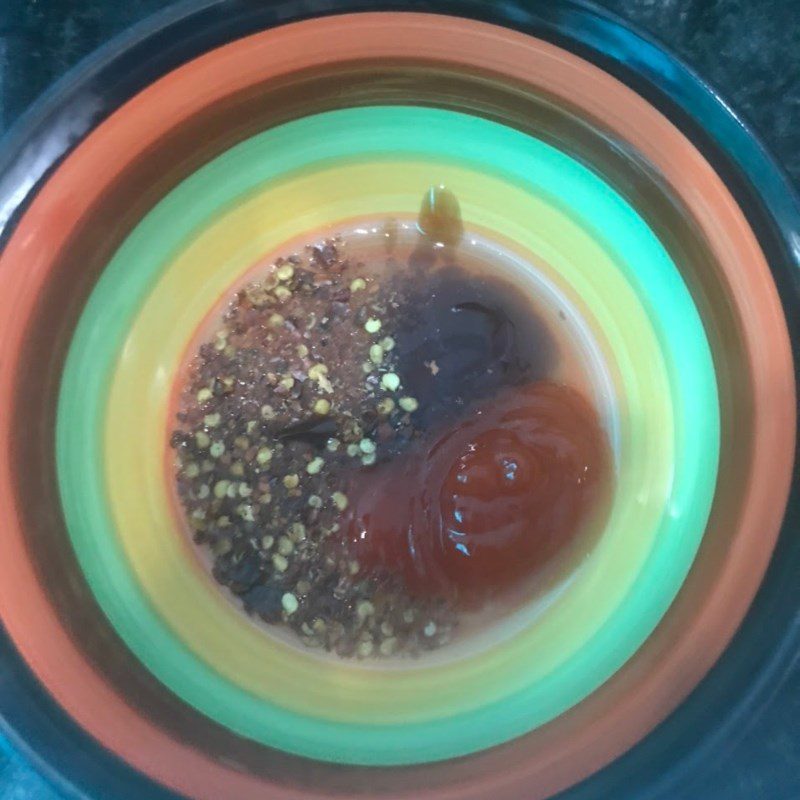 Step 2 Make the sauce for fried quail eggs with fish sauce (recipe shared by a user)