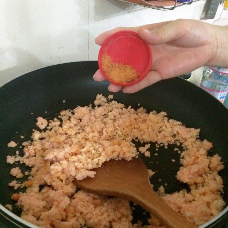 Step 2 Sauté the shrimp for rice cake with shrimp filling