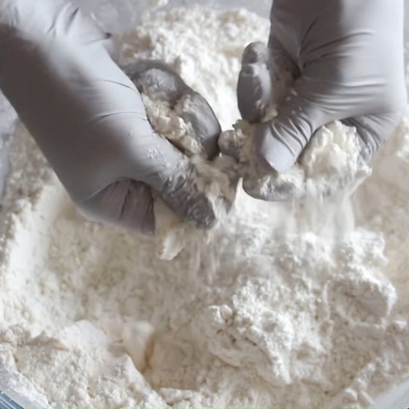 Step 2 Sift and mix the flour for Savory Cheese and Green Onion Scones