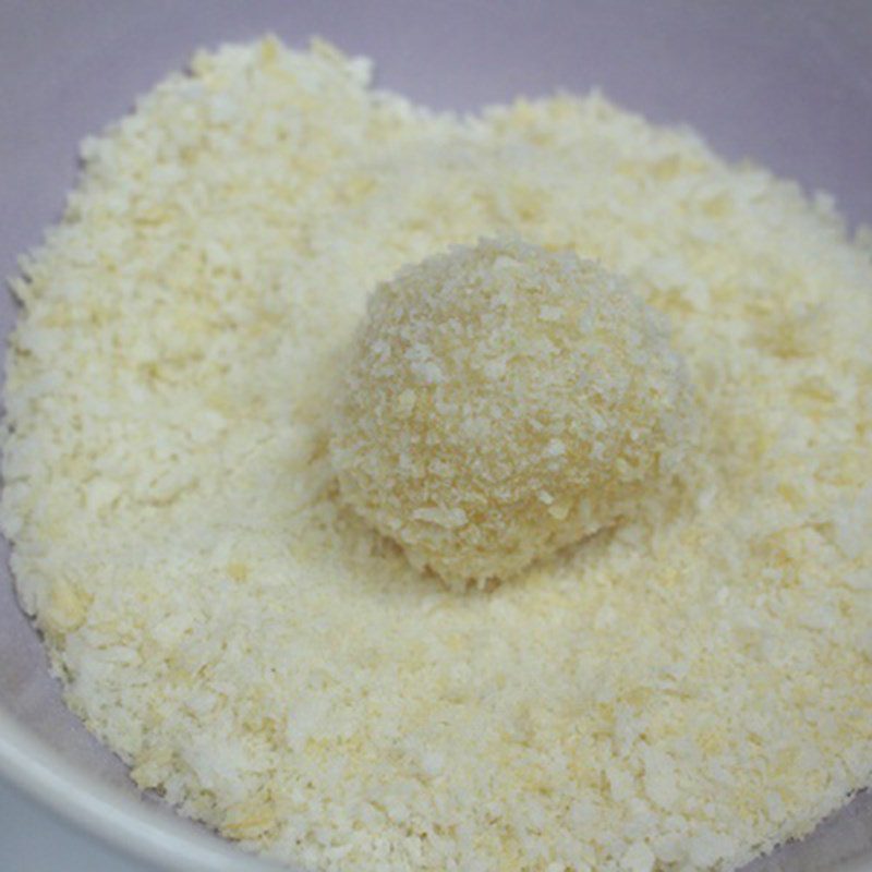 Step 2 Breading Fried cheese-stuffed lychee