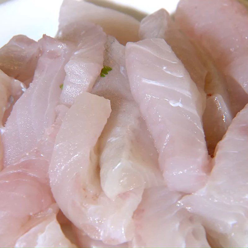 Step 1 Preparing catfish for fried catfish with betel leaves