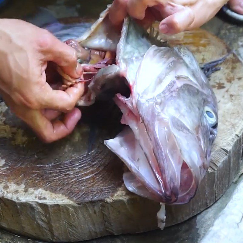 Step 1 Prepare sunfish Grilled sunfish