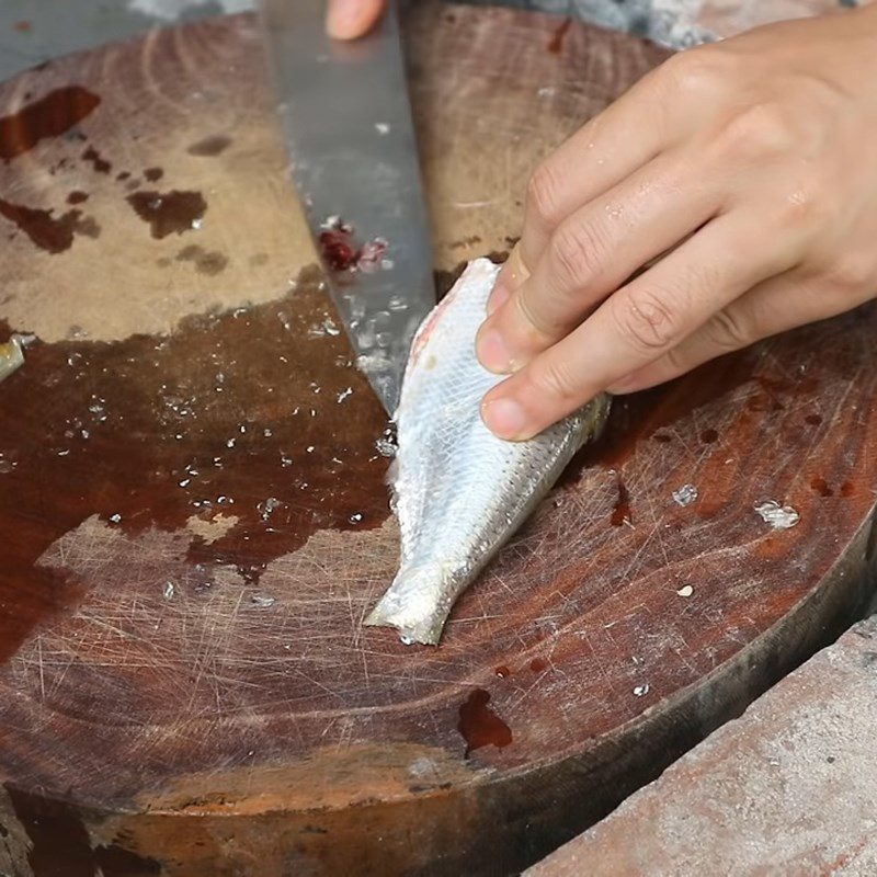 Step 1 Prepare sardines Crispy Fried Sardines