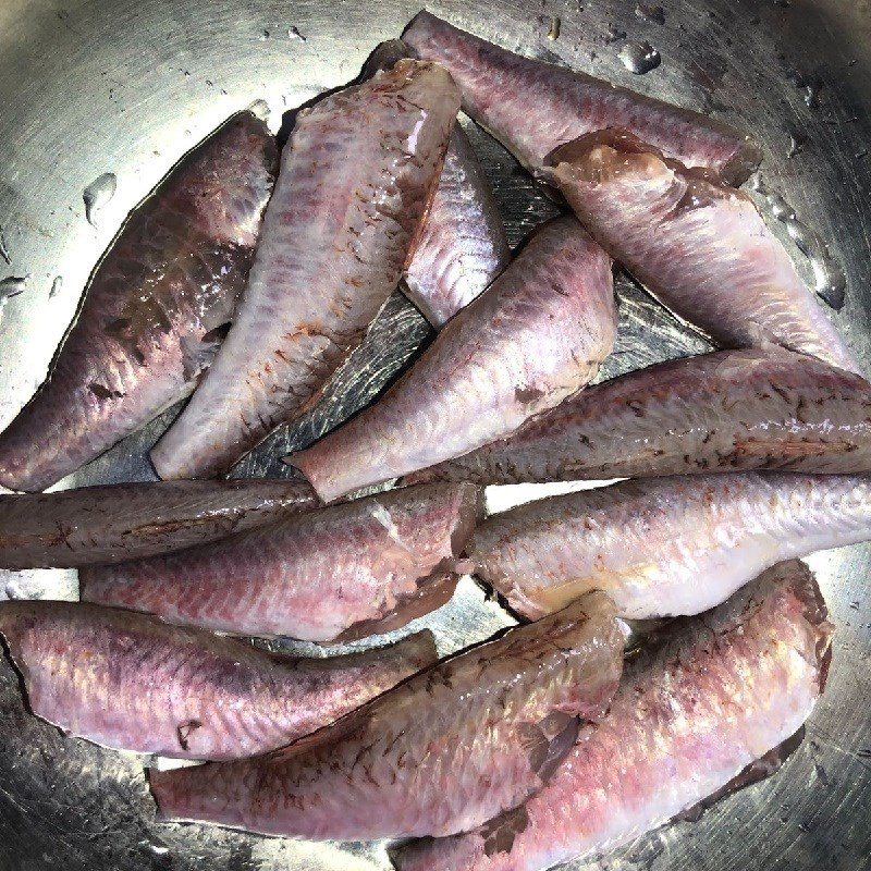 Step 1 Prepare catfish Braised catfish