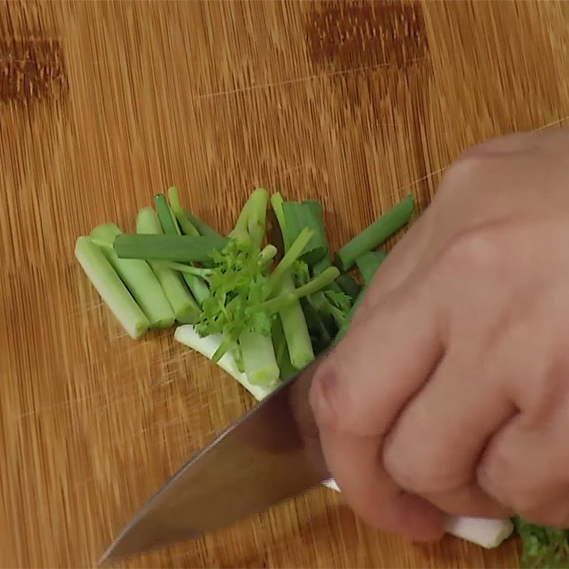 Step 2 Prepare the vegetables Stir-fried cabbage with sausage