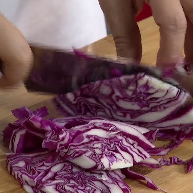 Step 2 Prepare the vegetables Stir-fried cabbage with sausage