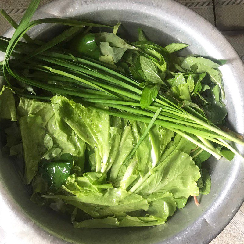 Step 1 Prepare the ingredients for vegetarian mushroom satay