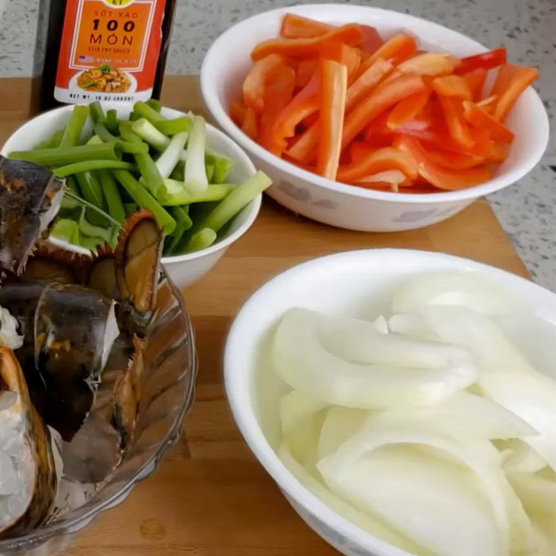 Step 1 Prepare the Ingredients for Pig Skin (bì heo) Soaked in Lemongrass and Kumquat