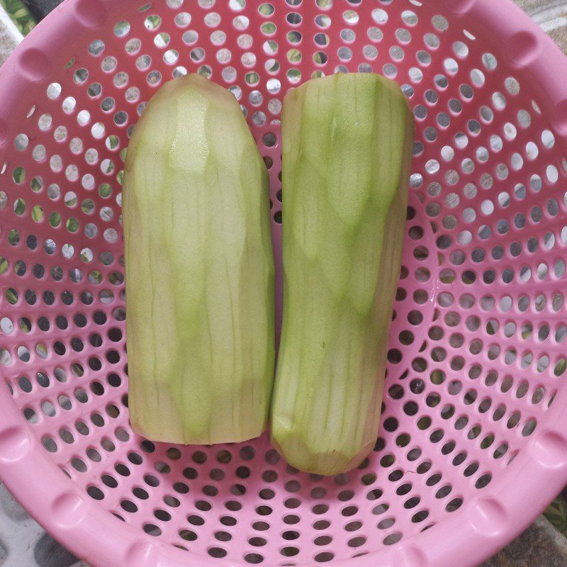 Step 1 Prepare the ingredients for Fresh Shrimp Gourd Soup