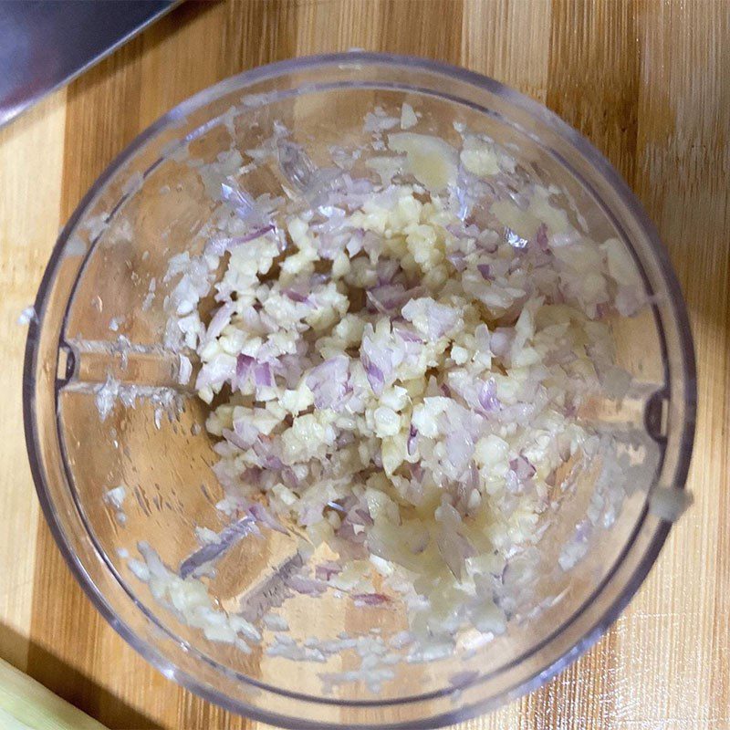 Step 1 Prepare the ingredients Honey glazed pork ribs with coconut water