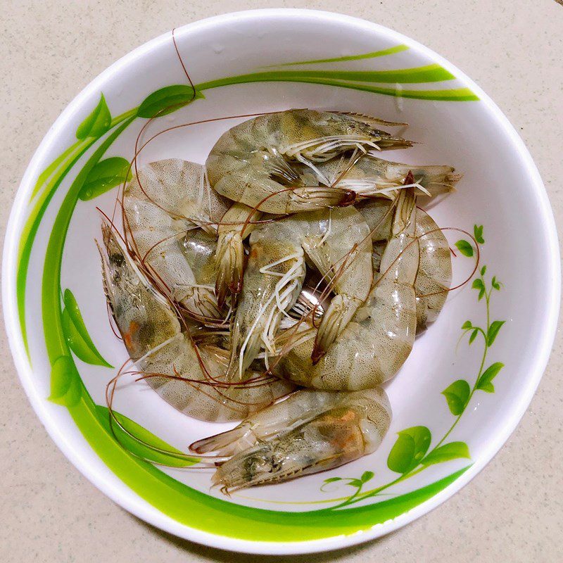 Step 1 Prepare the ingredients Stir-fried shrimp with onions