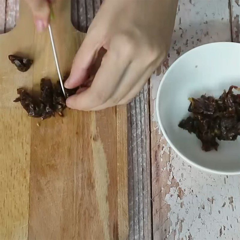 Step 2 Prepare the other ingredients Chia seed salted egg cookies