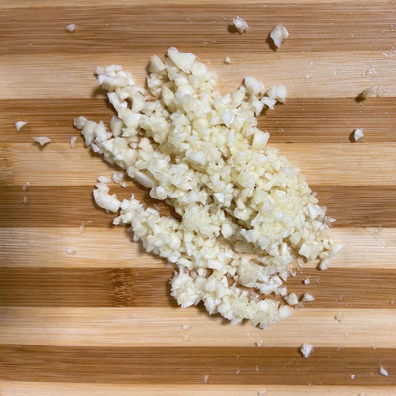 Step 2 Prepare other ingredients Chicken thigh mushrooms stir-fried with beef