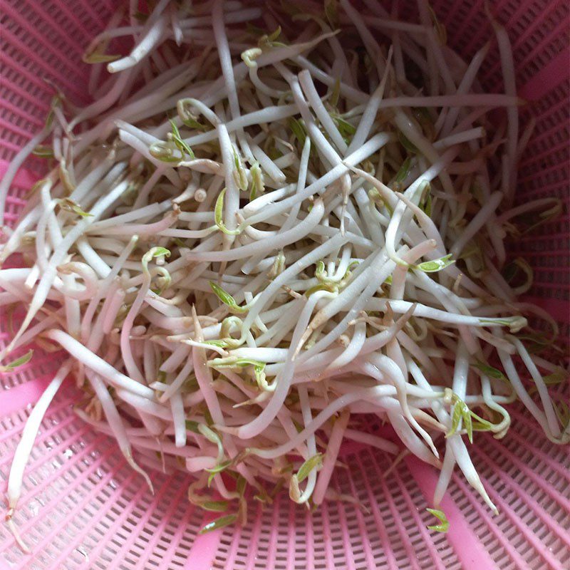 Step 2 Prepare the other ingredients for Stir-fried Pork with Lemongrass and Chili