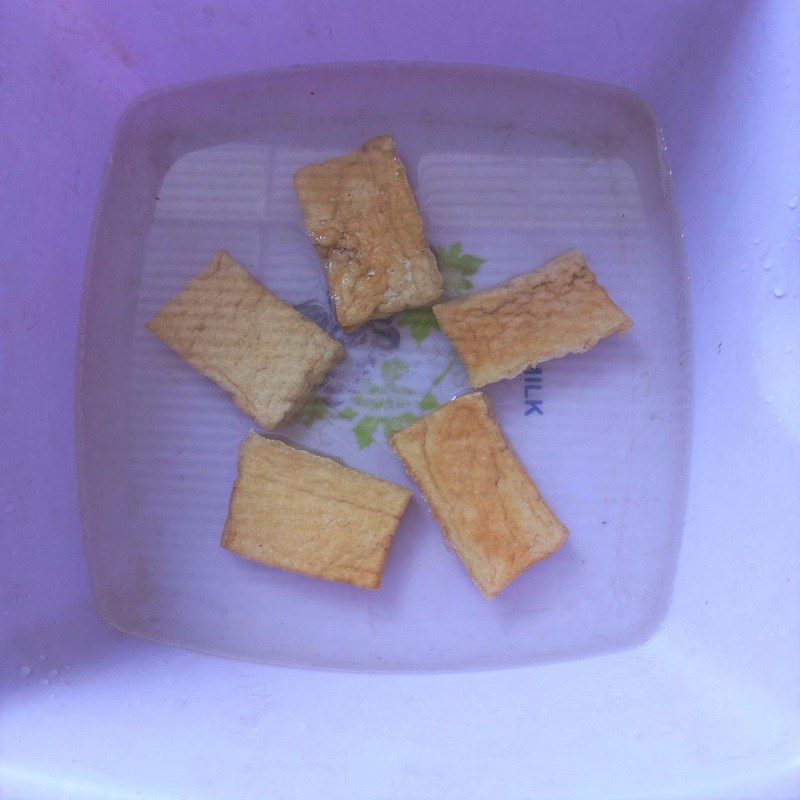 Step 2 Prepare the other ingredients Fried tofu with sour vegetables