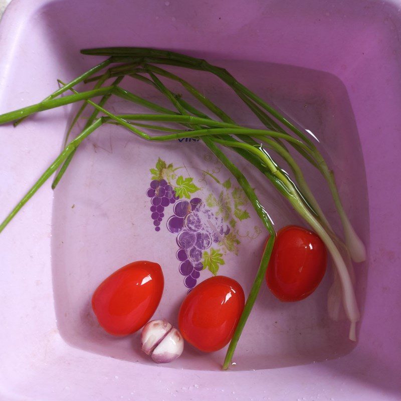 Step 2 Prepare other ingredients Mackerel with tomato sauce