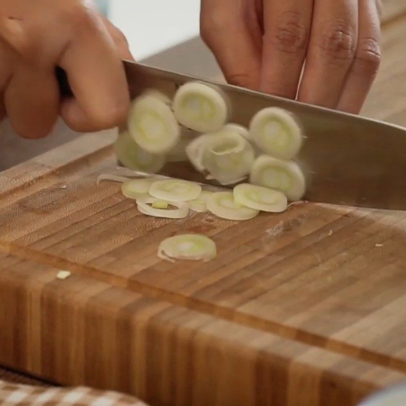 Step 2 Prepare other ingredients Eggplant stewed in coconut milk