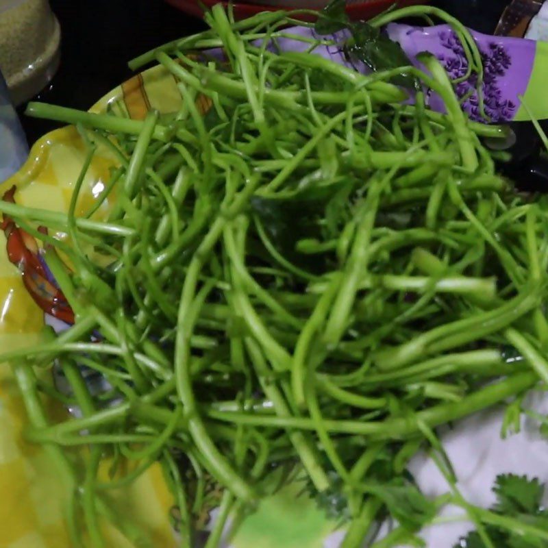 Step 2 Prepare other ingredients Soft boiled eggs stir-fried with garlic butter and water spinach