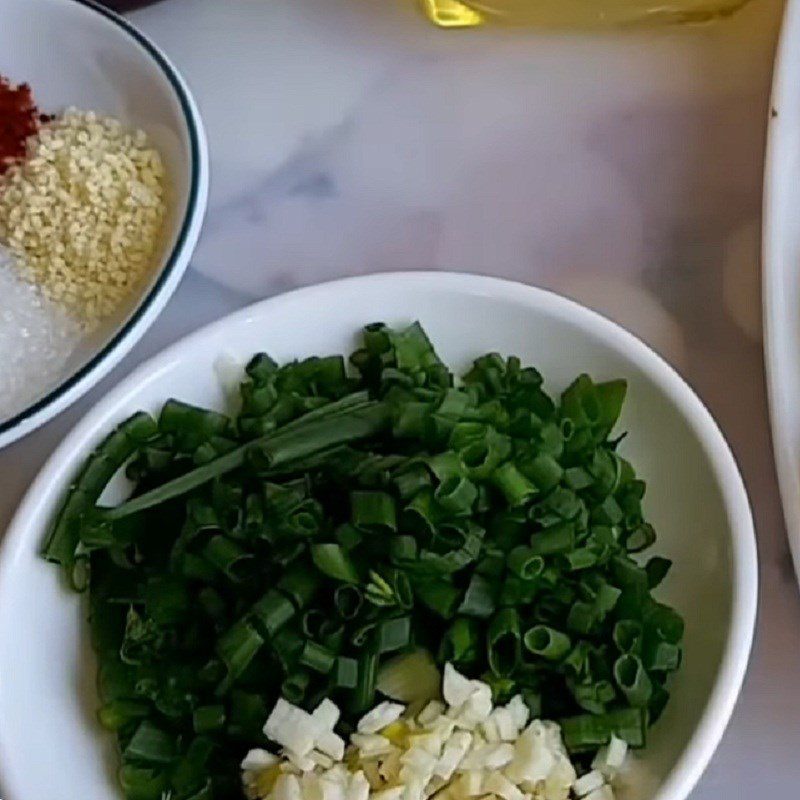 Step 1 Prepare the ingredients for Fried Gluten with Fish Sauce