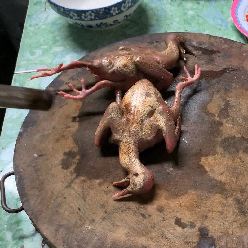 Step 1 Prepare the pigeon Stir-fried Pigeon with Lemongrass and Chili