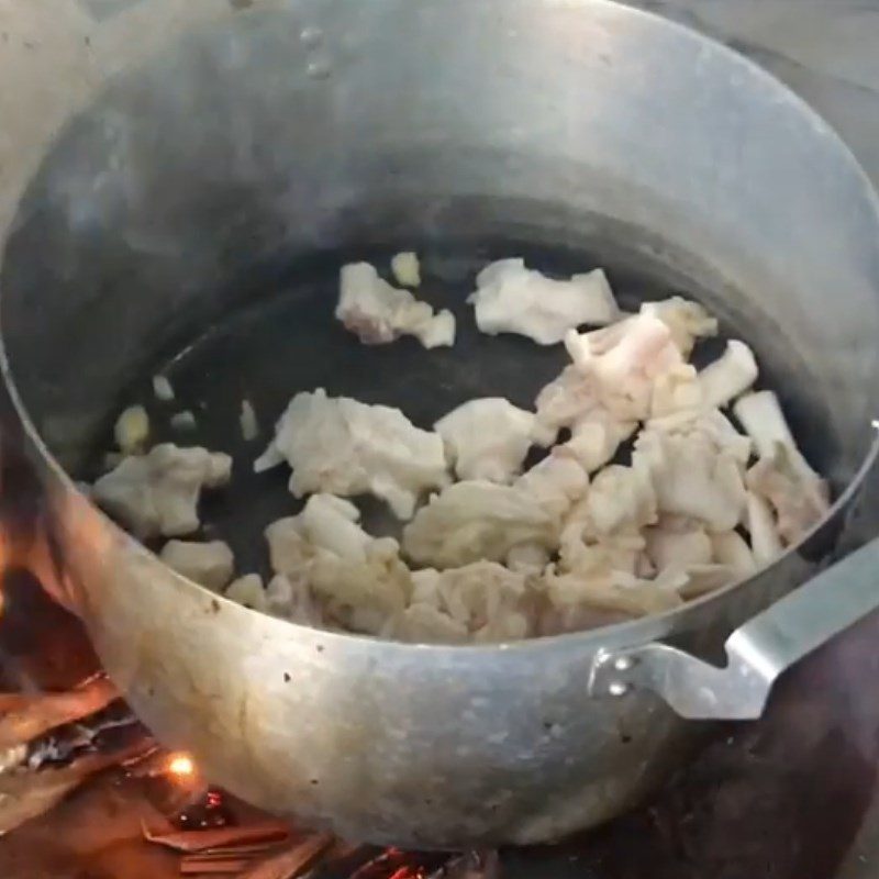 Step 1 Prepare beef tendon Green pepper braised beef tendon