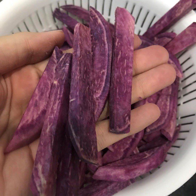 Step 1 Prepare purple sweet potato Crispy purple sweet potato