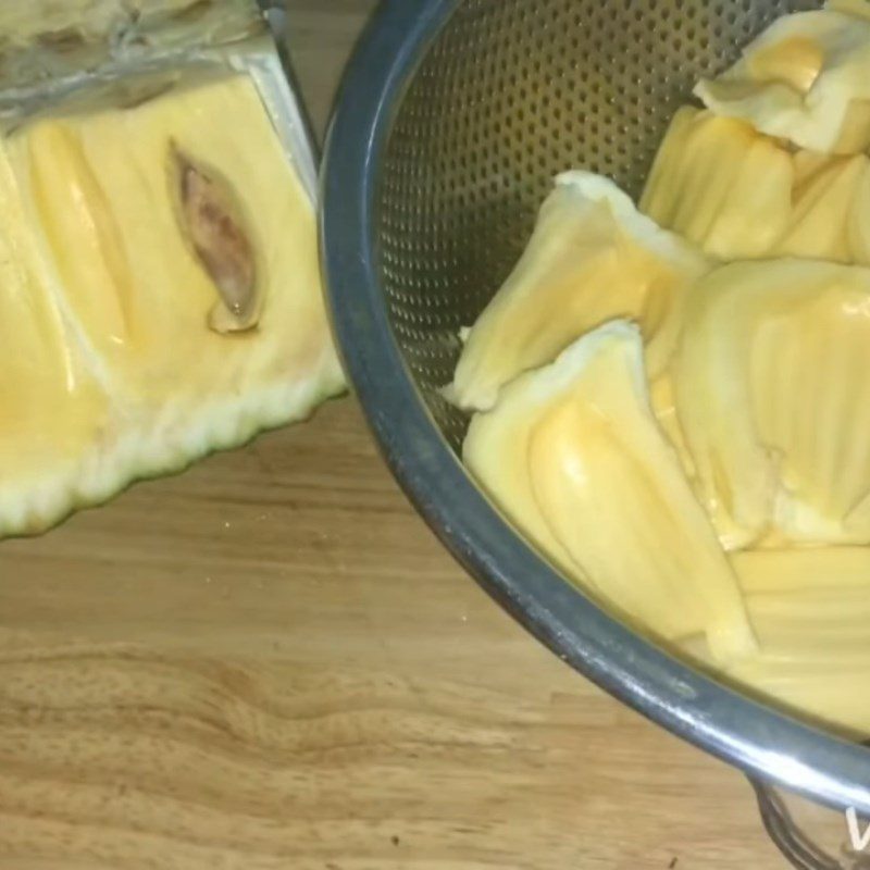 Step 1 Prepare jackfruit Stir-fried jackfruit with vegetarian lá lốt